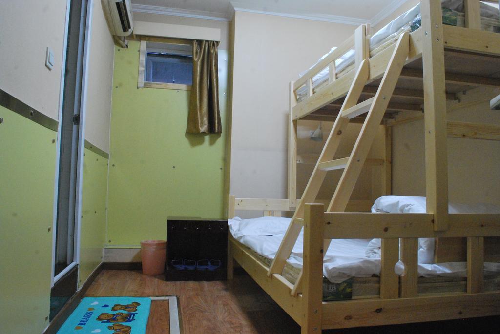 Beijing Sunrise Hostel Gulou Branch Номер фото