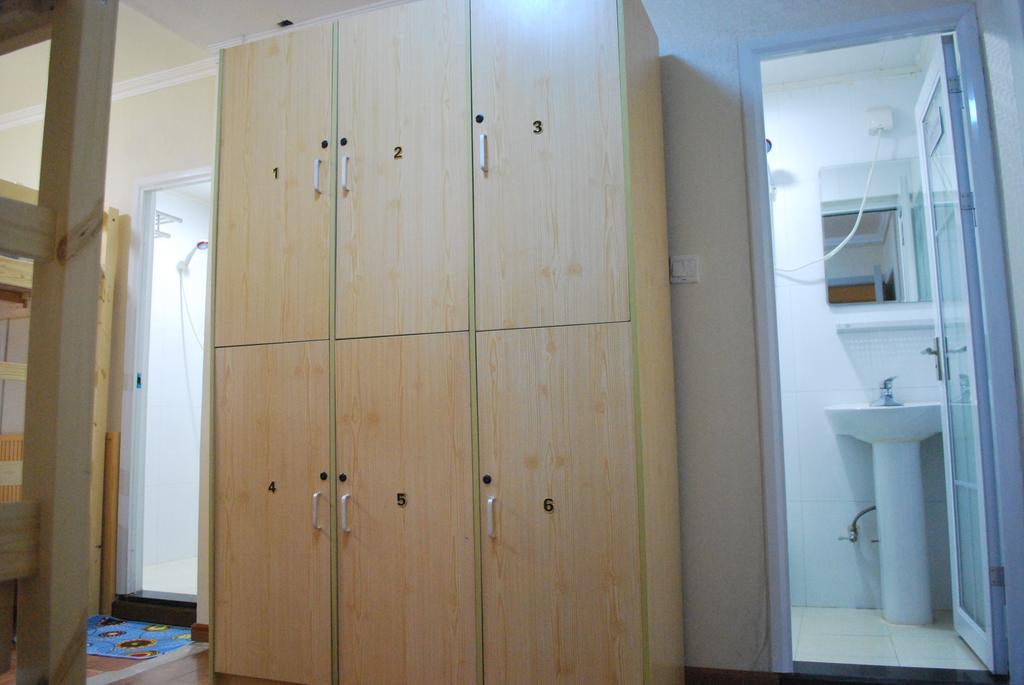 Beijing Sunrise Hostel Gulou Branch Екстер'єр фото